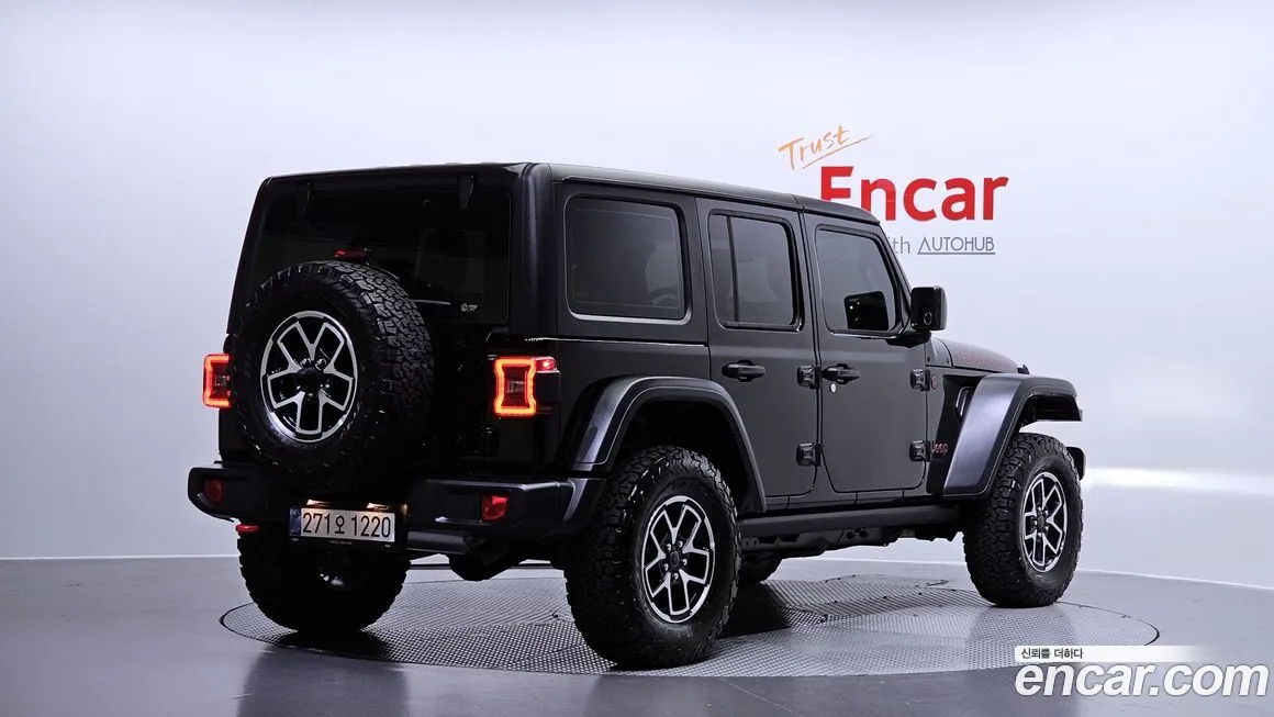 Jeep Wrangler — фото 2