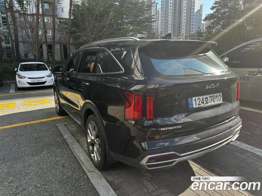 Kia Sorento — фото 5