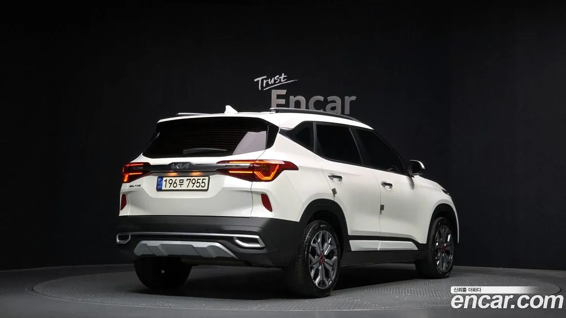 Kia Seltos 2023 из KR, фото 2