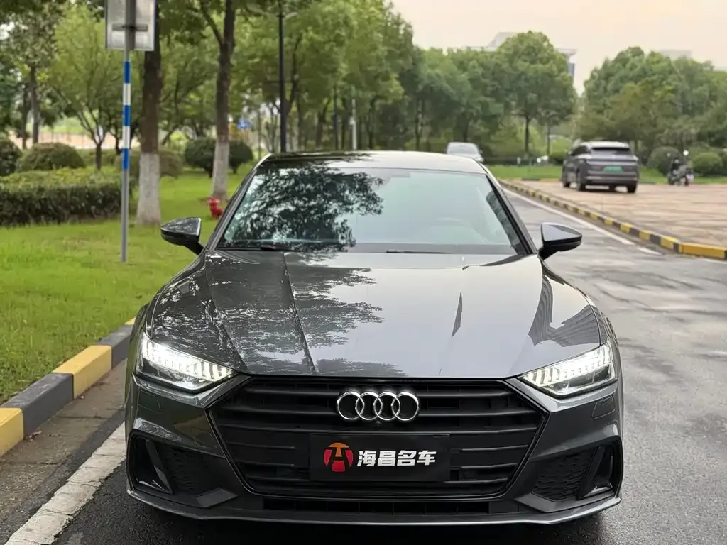 Audi A7 2022 из CN, фото 2