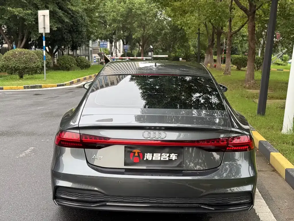 Audi A7 2022 из CN, фото 5