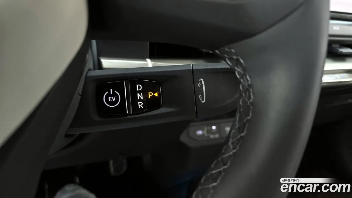 Kia EV3 — фото 9