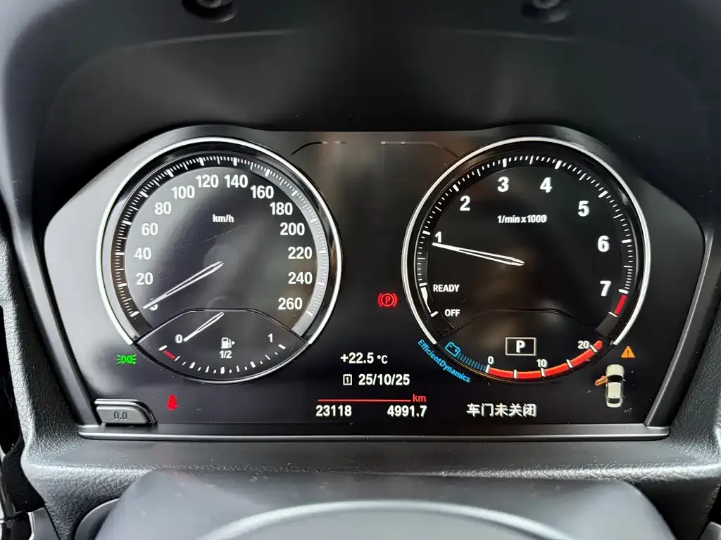 BMW 1 Series 2022 из CN, фото 4
