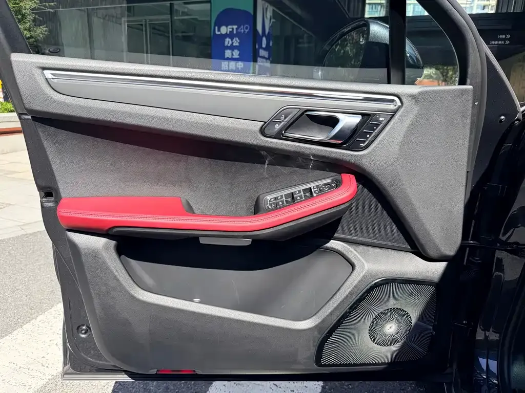 Porsche Macan 2022 из CN, фото 8
