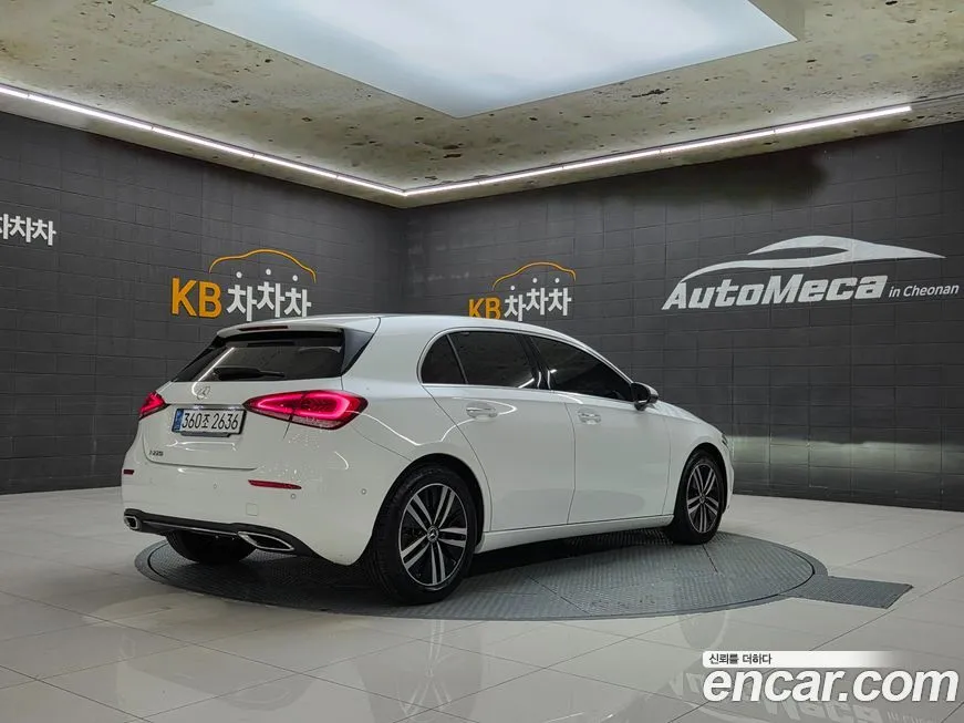 Mercedes-Benz A-Class 2023 из KR, фото 4