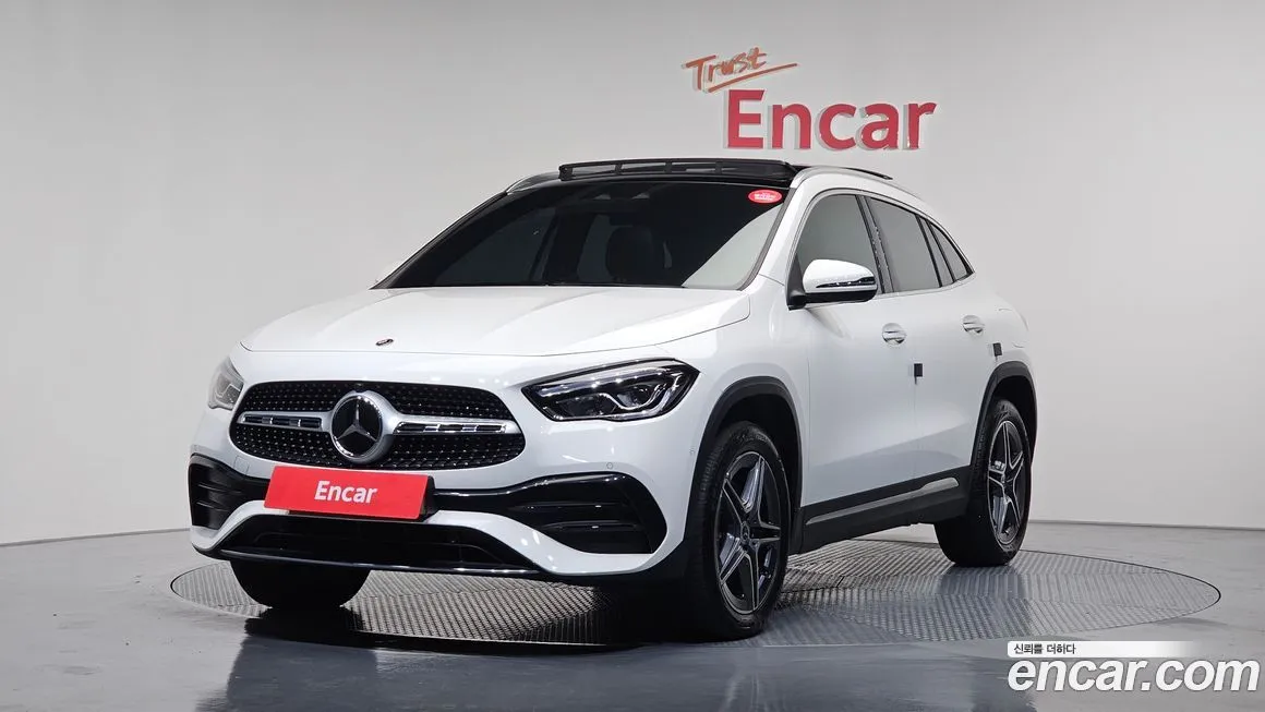 Mercedes-Benz GLA-Class — фото 1