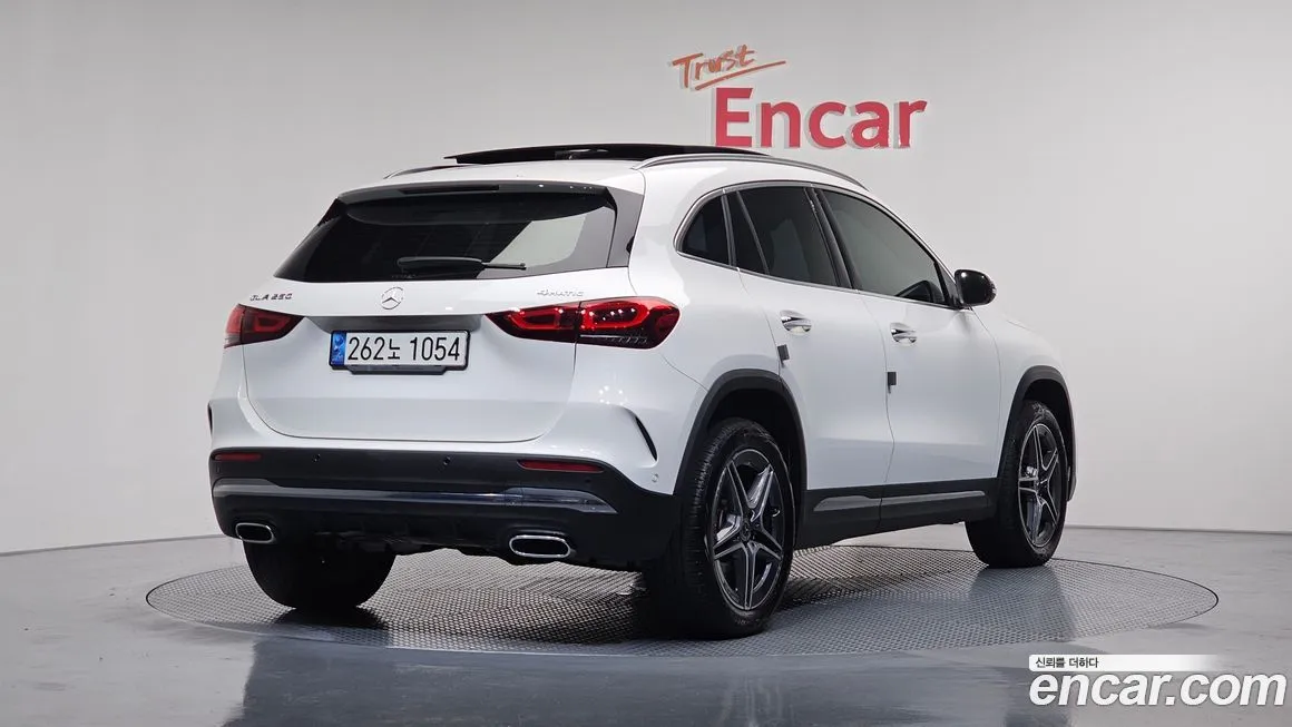 Mercedes-Benz GLA-Class — фото 2