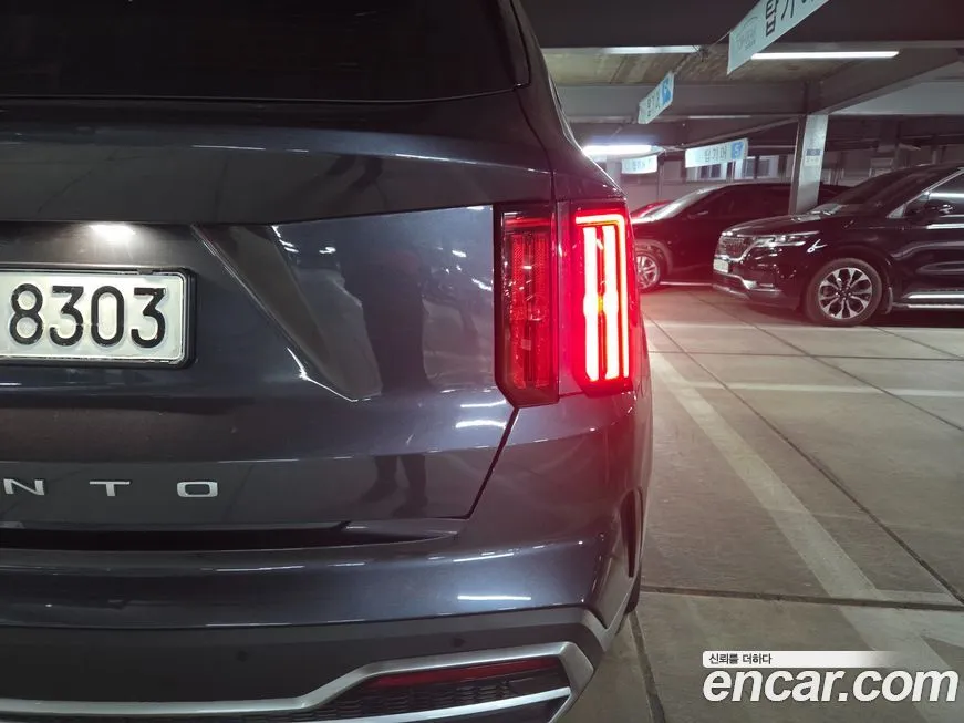 Kia Sorento — фото 1
