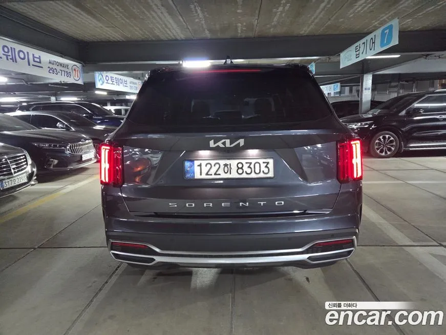 Kia Sorento — фото 8