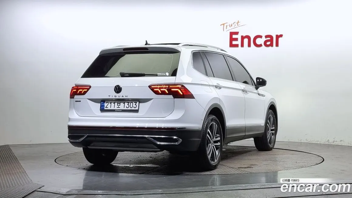 Volkswagen Tiguan — фото 2