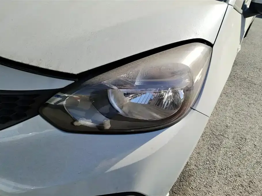 Honda Fit — фото 5