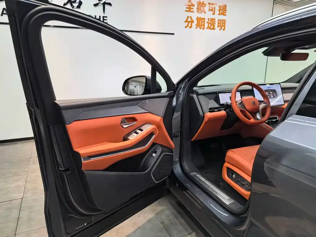 BYD Tang L — фото 7