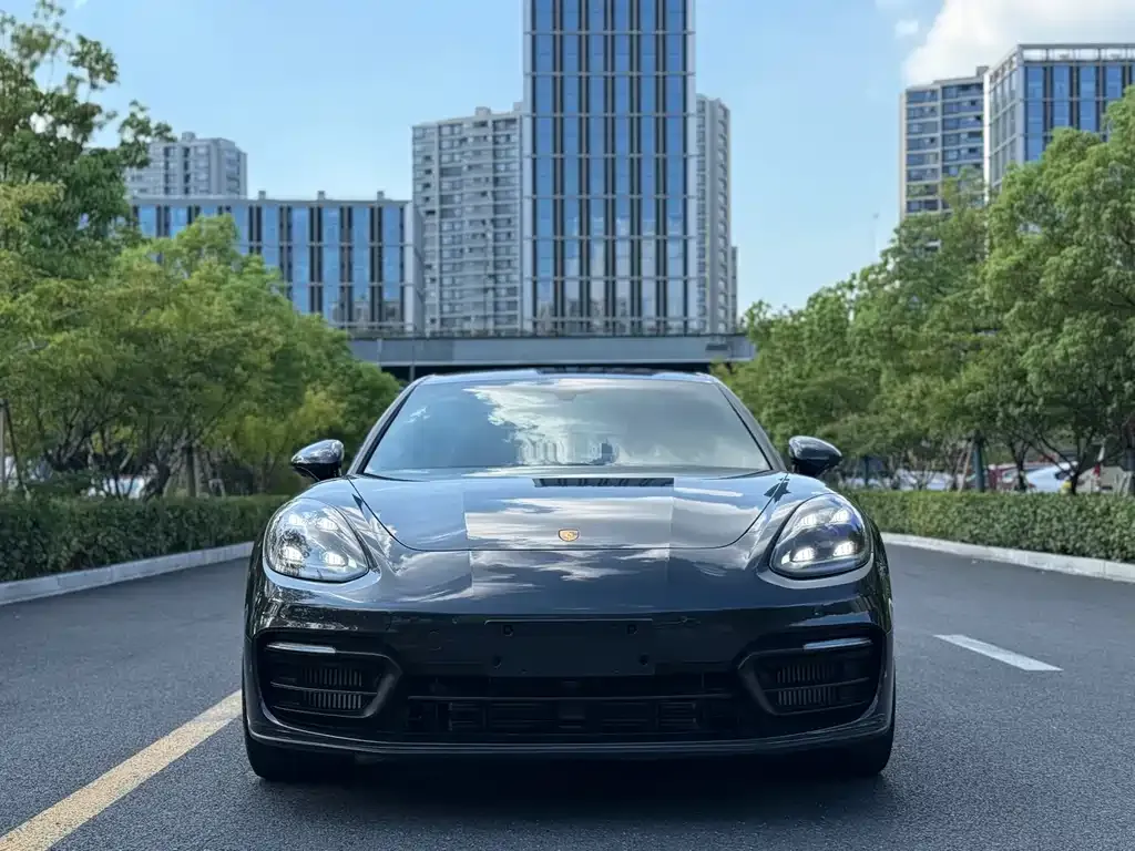 Porsche Panamera 2022 из CN, фото 2