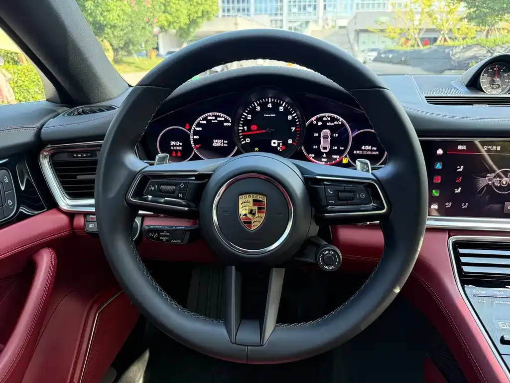 Porsche Panamera 2022 из CN, фото 9