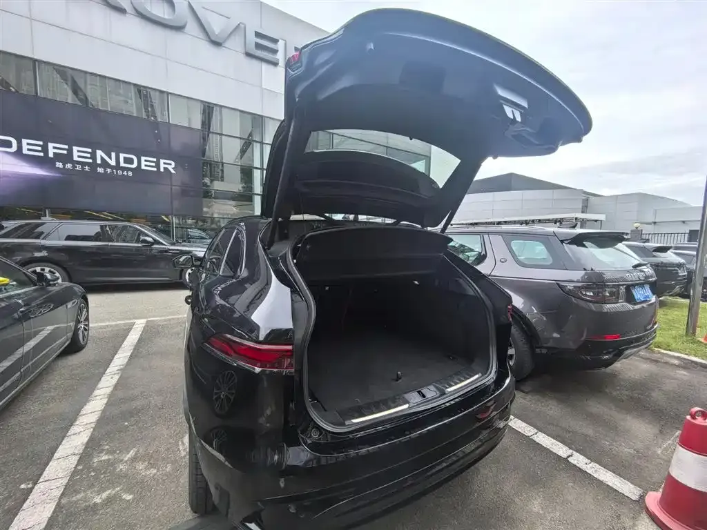 Jaguar F-PACE 2023 из CN, фото 10