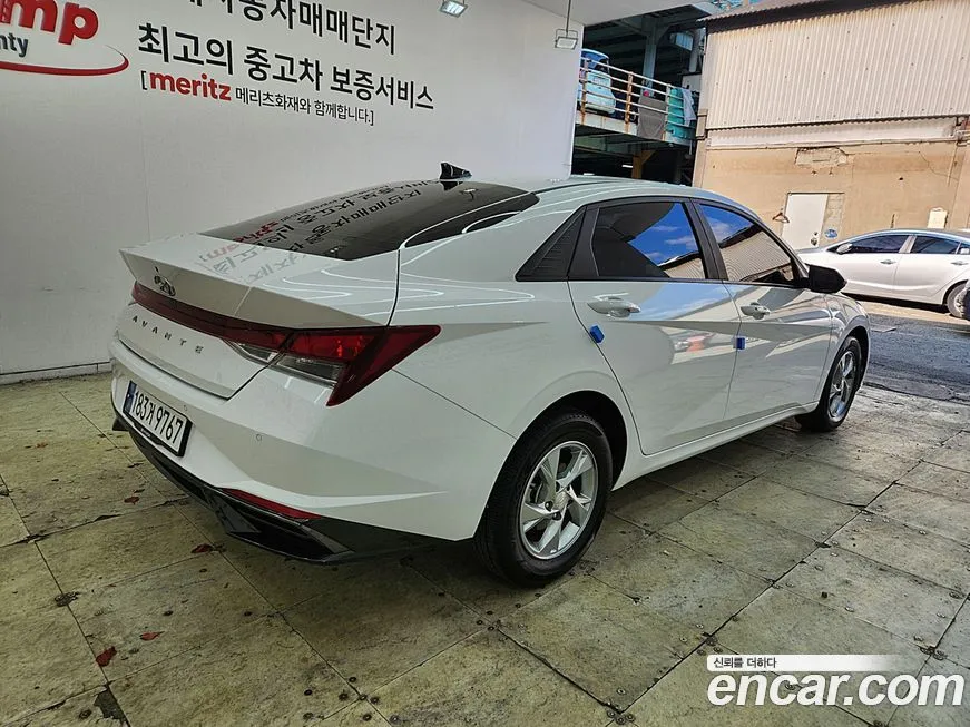 Hyundai AVANTE — фото 4