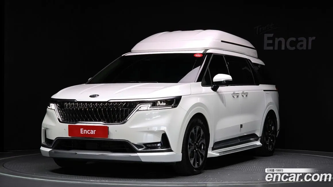 Kia Carnival — фото 1