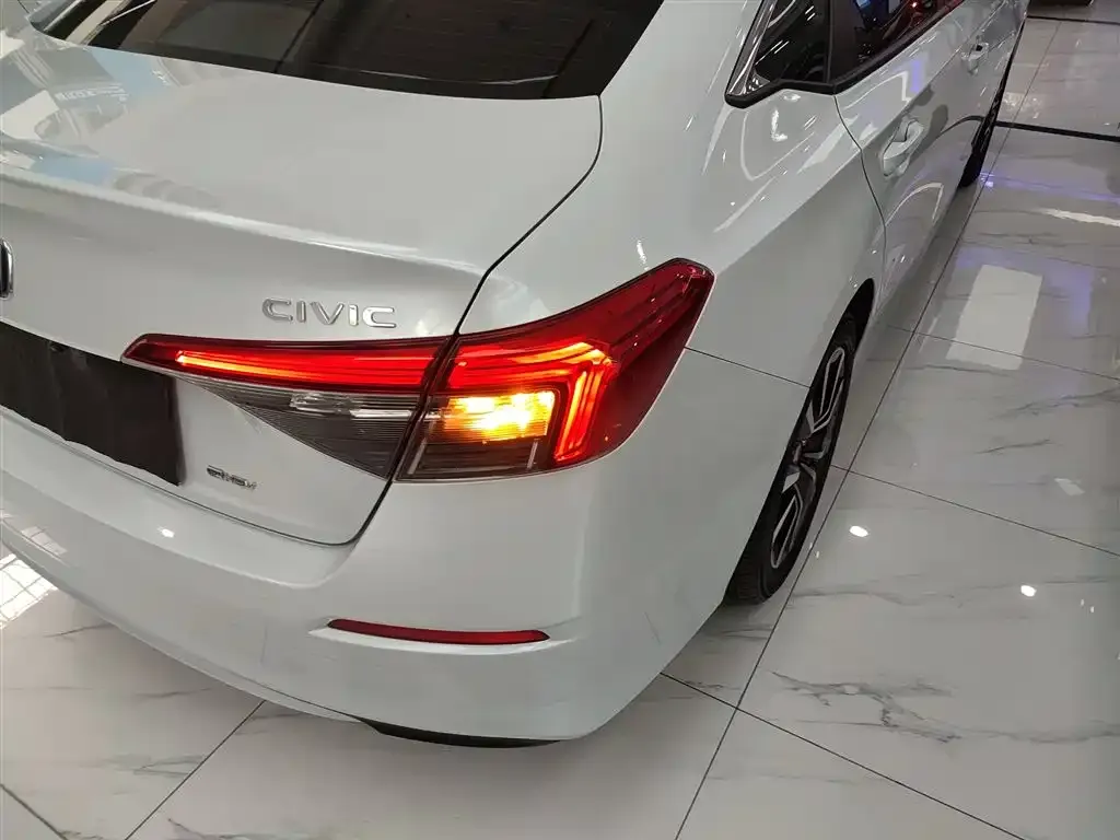 Honda Civic 2023 из CN, фото 10