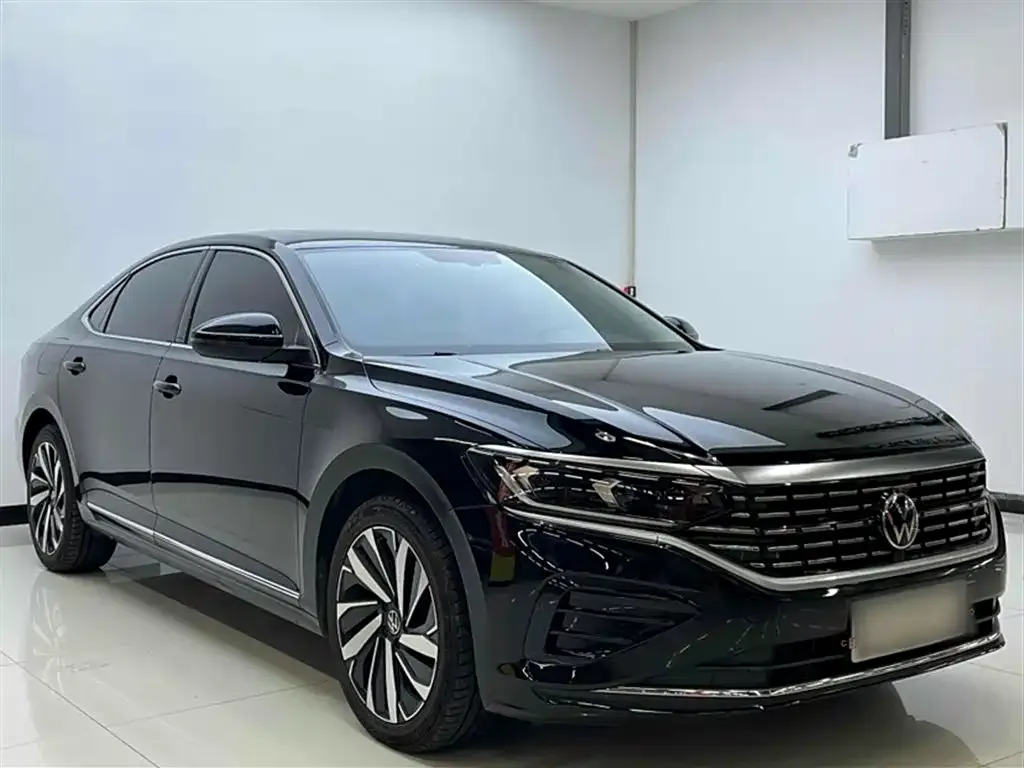Volkswagen Passat — фото 7