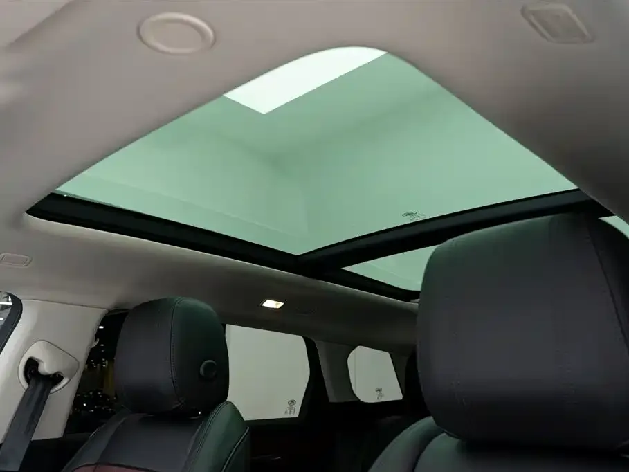 Land Rover Evoque 2024 из CN, фото 8
