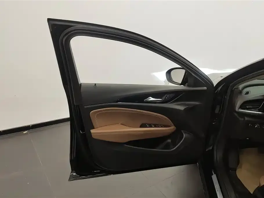 Buick Regal 2023 из CN, фото 7