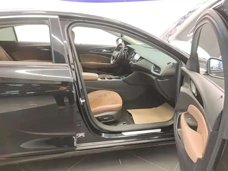 Buick Regal 2023 из CN, фото 8