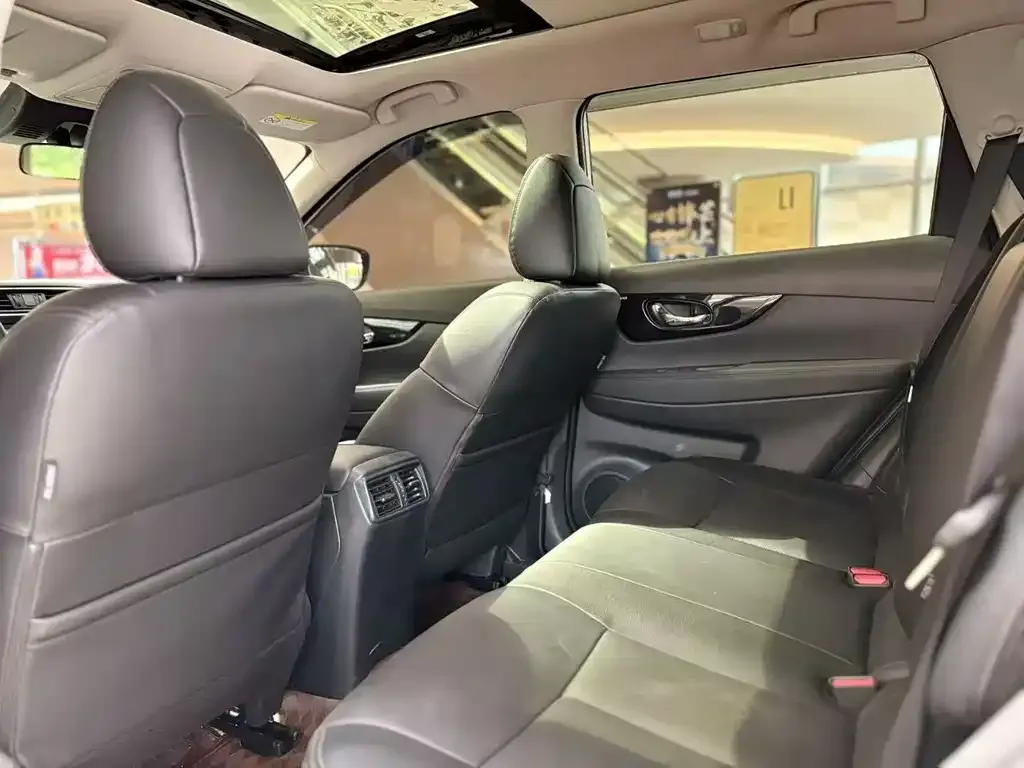 Nissan X-Trail 2023 из CN, фото 9