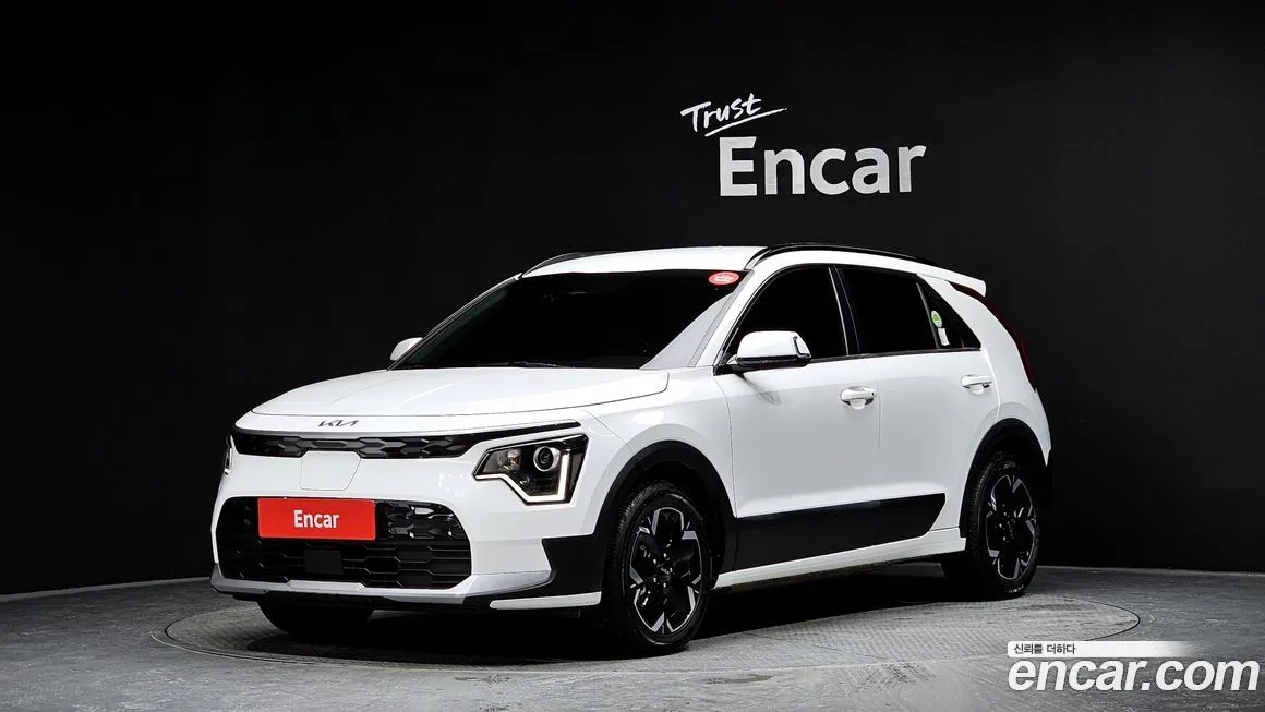 Kia Niro — фото 1