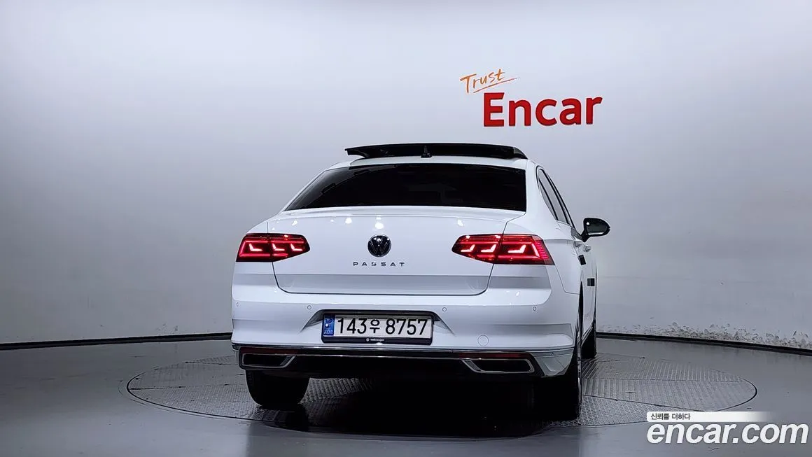 Volkswagen Passat — фото 4