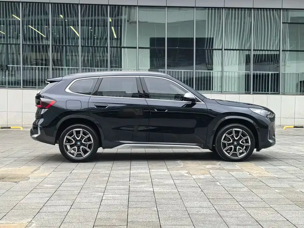 BMW X1 — фото 4