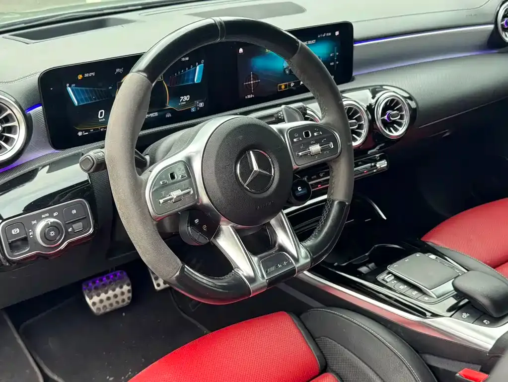 Mercedes-Benz A-Class AMG (Import) — фото 6