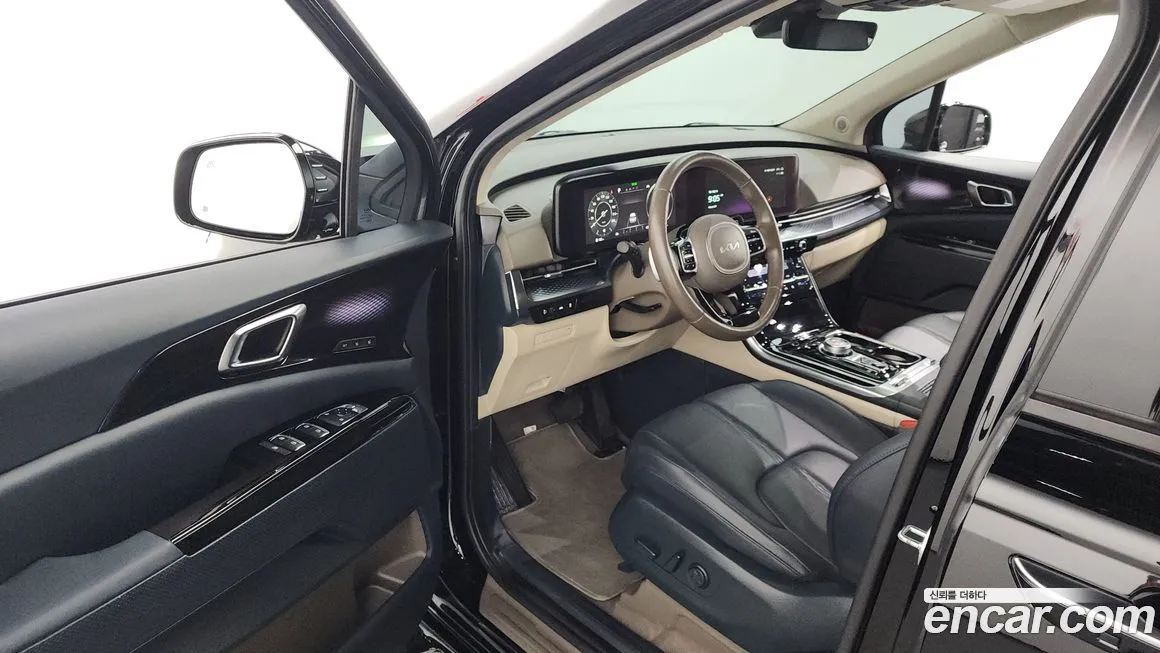 Kia Carnival — фото 10