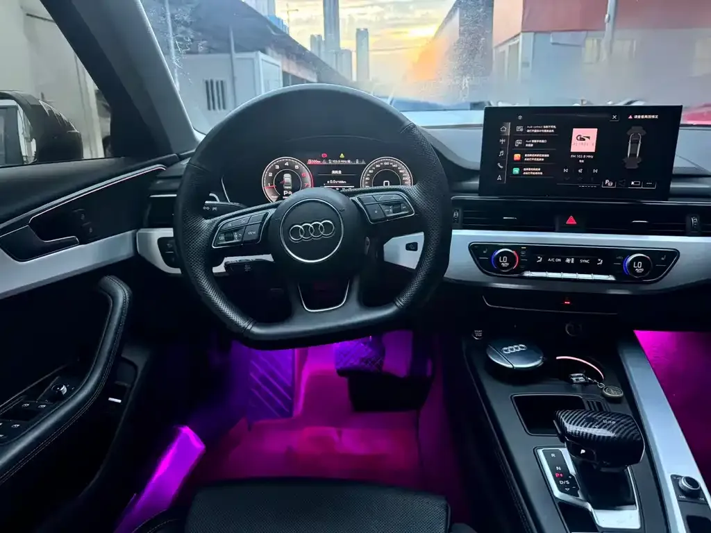 Audi A4L 2022 из CN, фото 6
