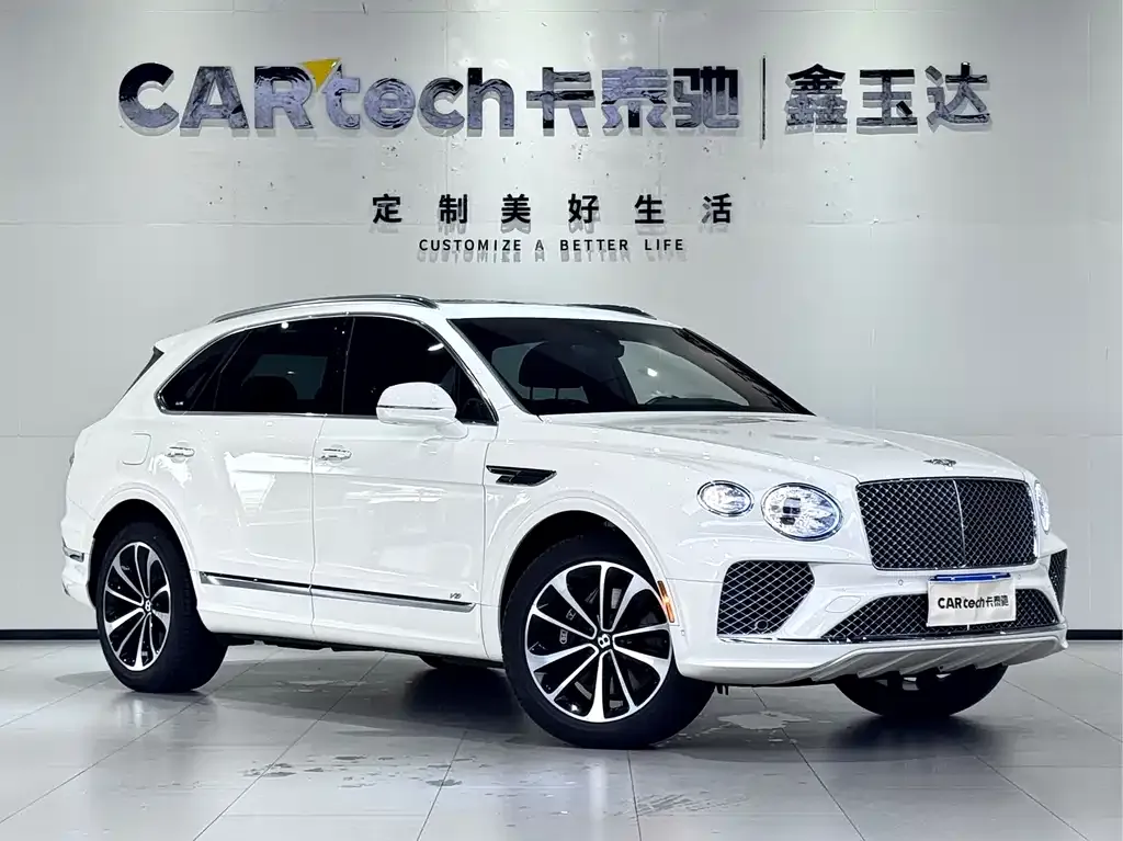 Bentley Bentayga 2024 из CN, фото 3