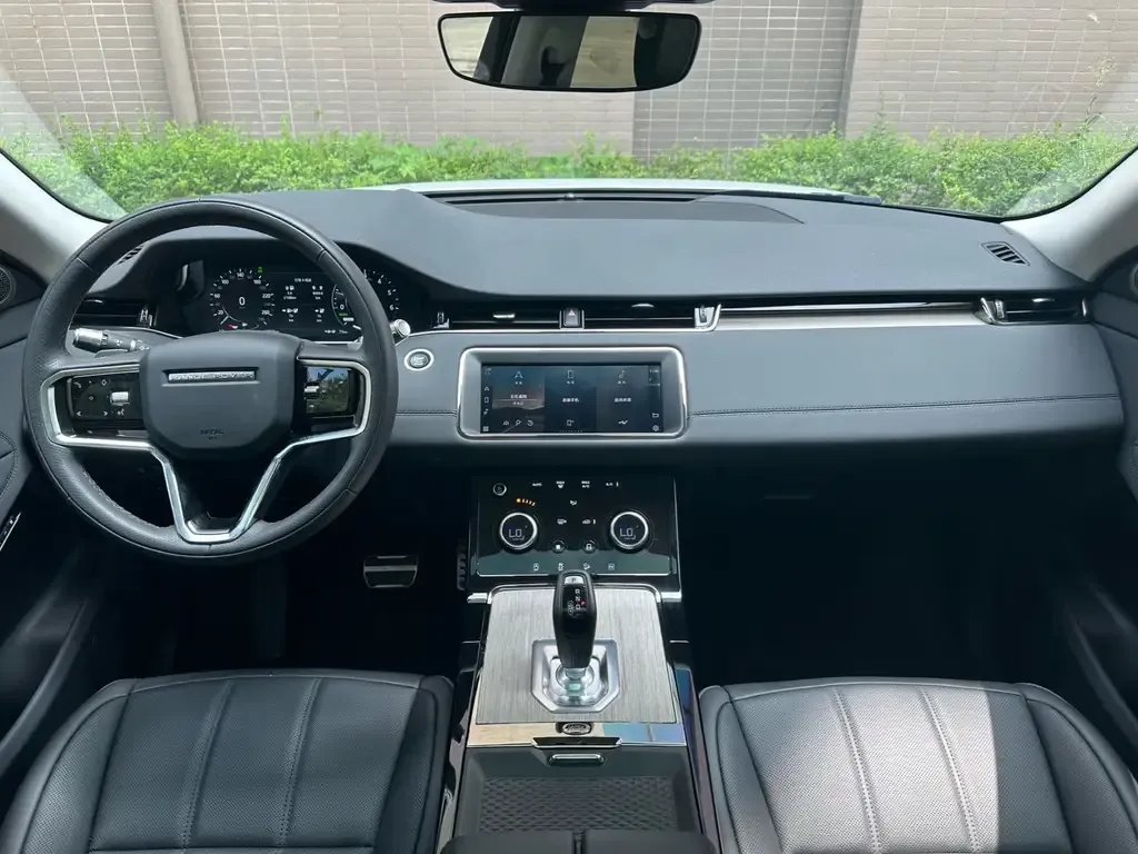 Land Rover Evoque PHEV 2023 из CN, фото 6