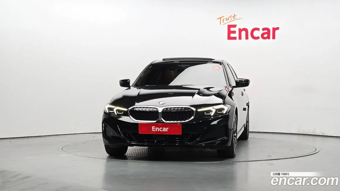 BMW 3-Series 2023 из KR, фото 3