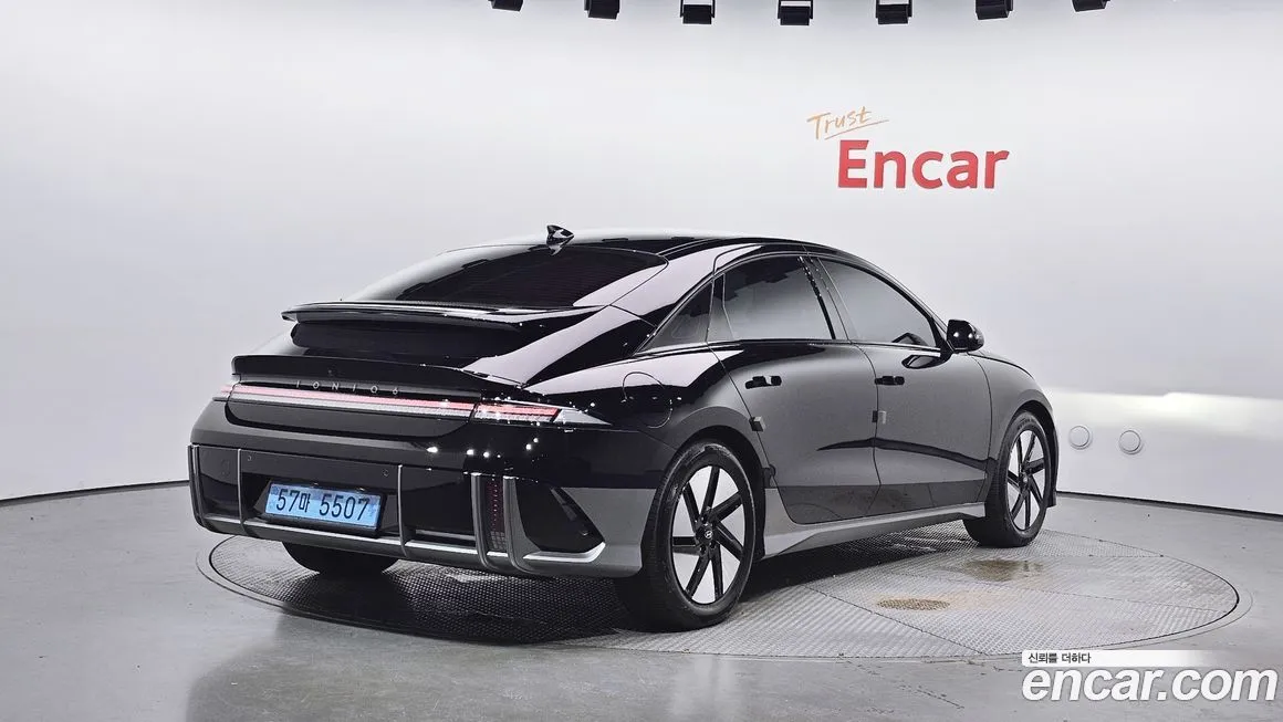 Hyundai Ioniq6 — фото 2