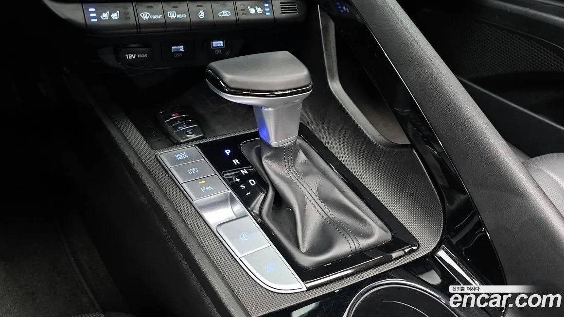 Hyundai AVANTE — фото 9