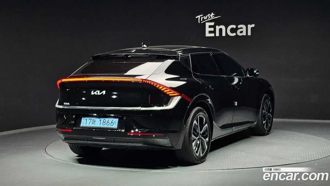 Kia EV6 — фото 2