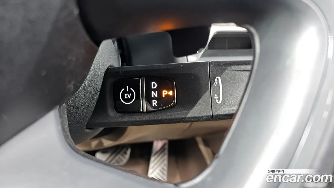 Kia EV9 — фото 9