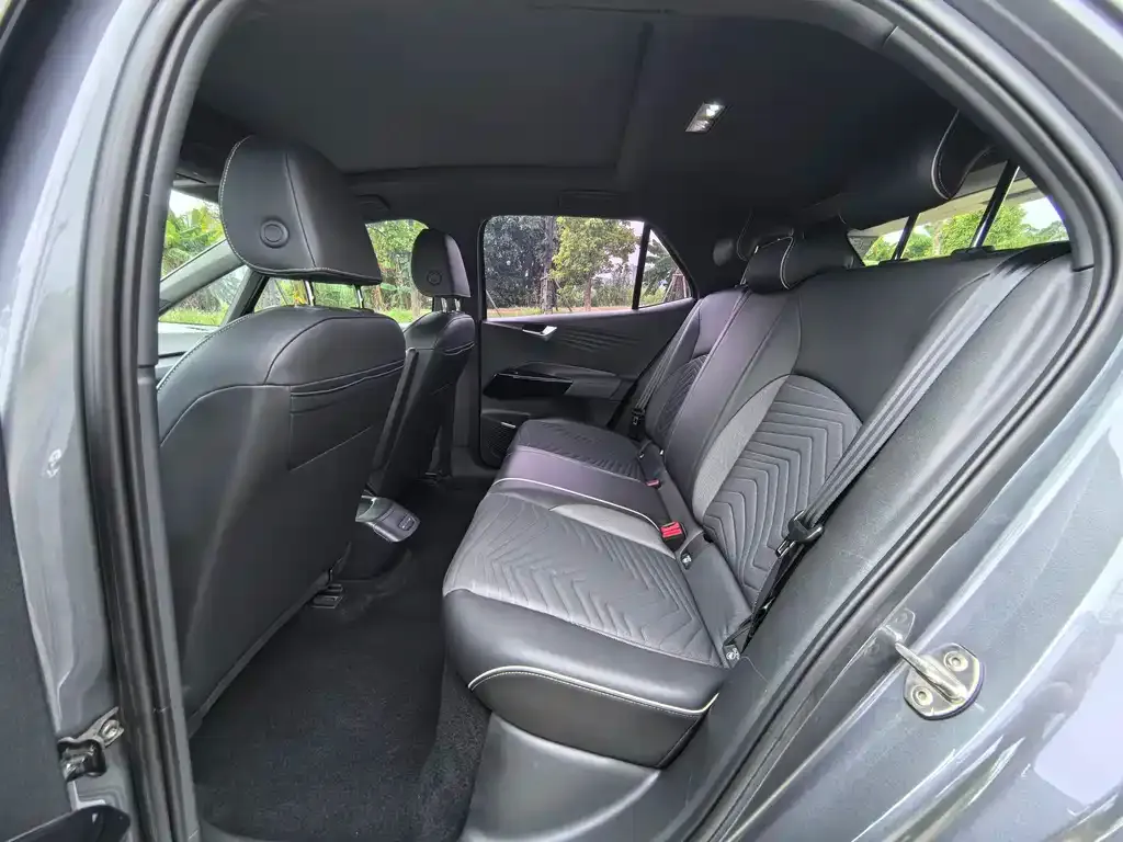 Volkswagen ID.3 2023 из CN, фото 10