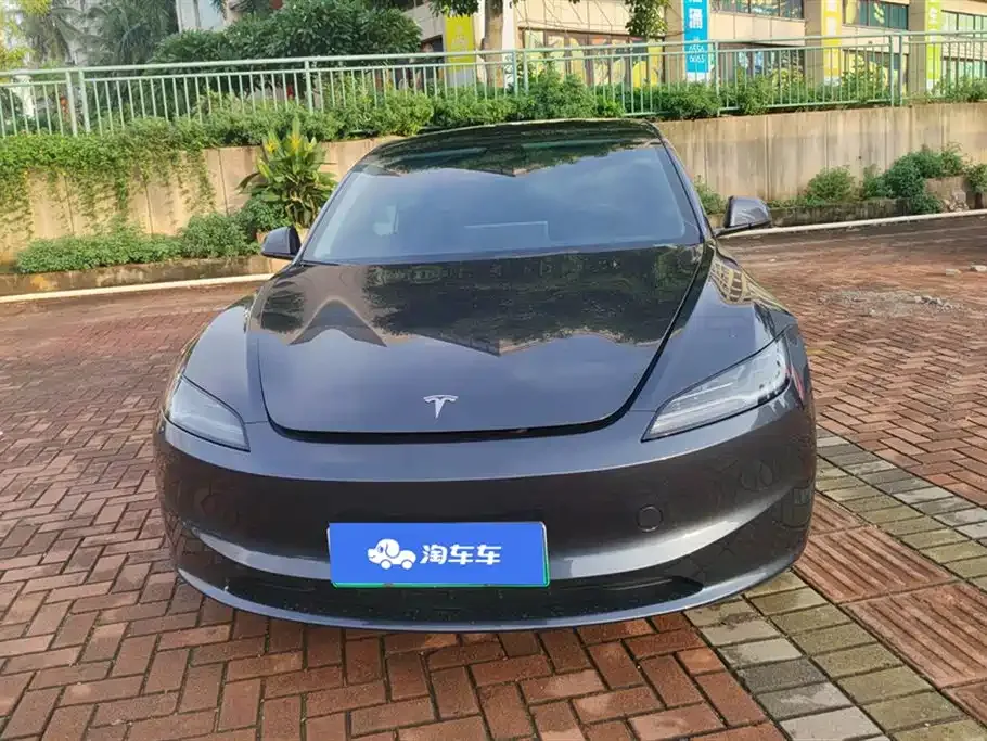 Tesla Model 3 2024 из CN, фото 2