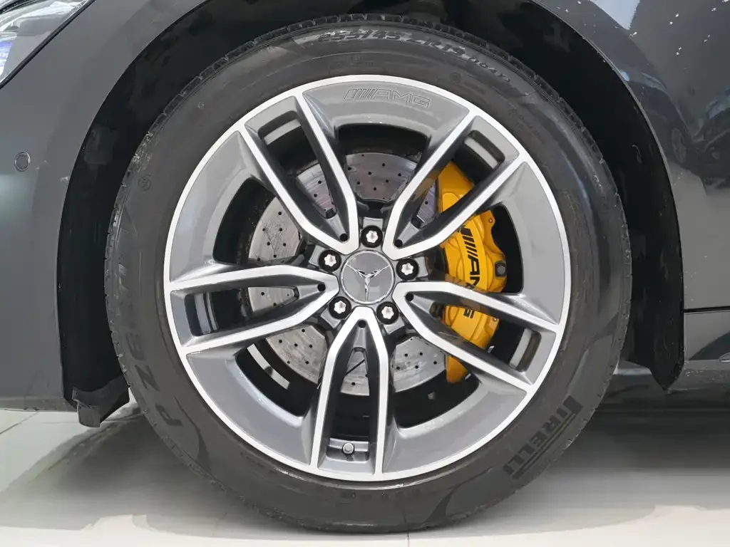 Mercedes-Benz AMG GT — фото 7