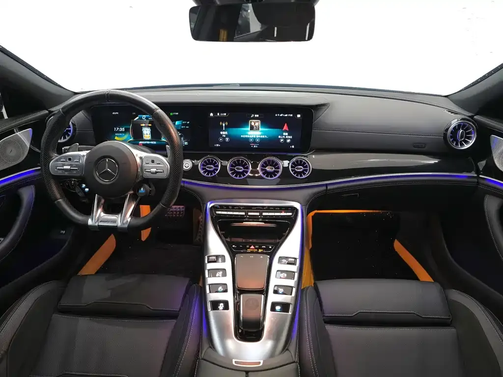 Mercedes-Benz AMG GT — фото 8