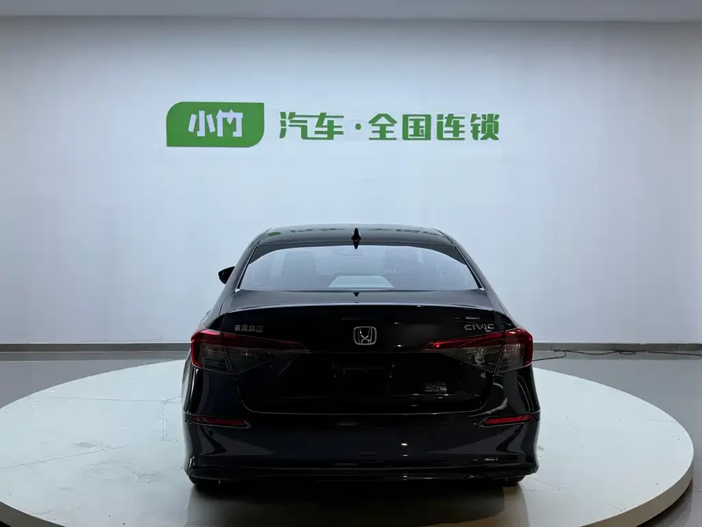 Honda Civic — фото 4