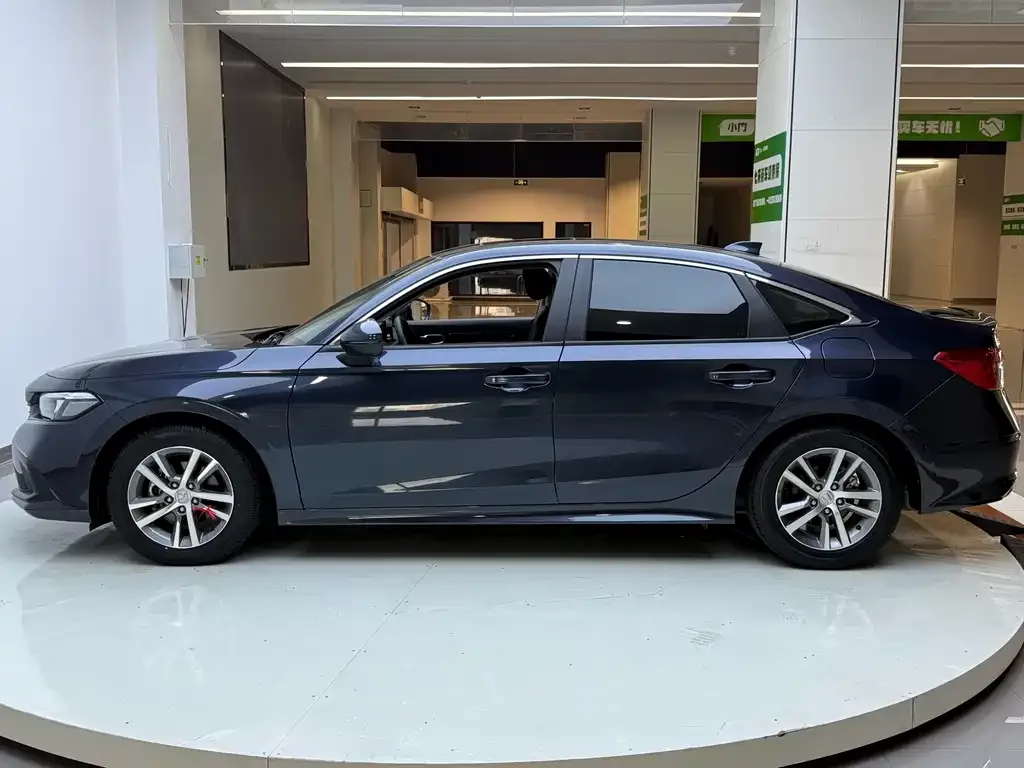 Honda Civic — фото 7