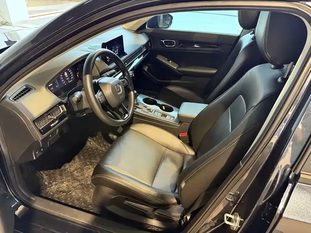 Honda Civic — фото 8