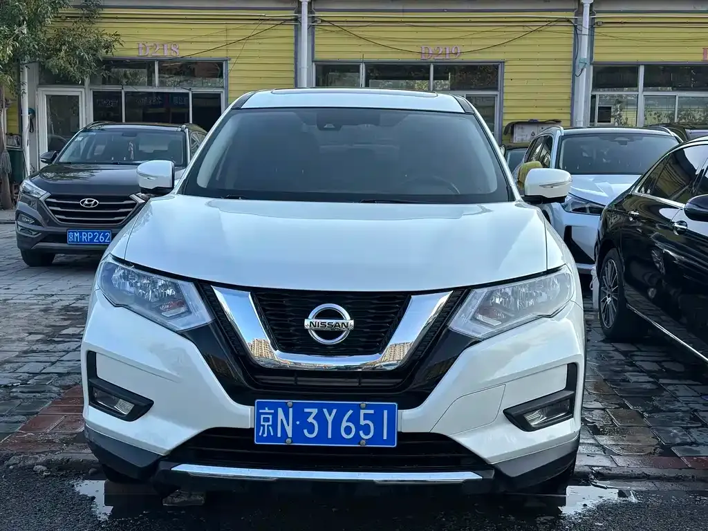 Nissan X-Trail — фото 2