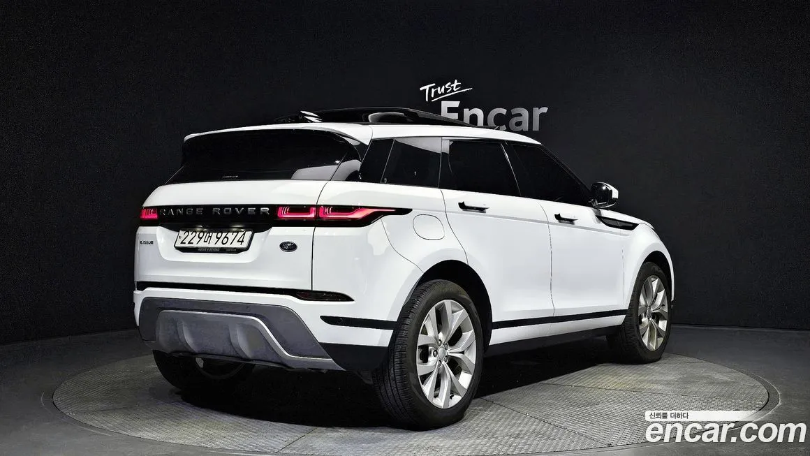 Land Rover Range Rover Evoque 2022 из KR, фото 2