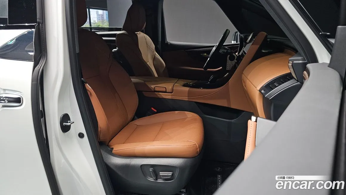 Toyota Alphard 2024 из KR, фото 10